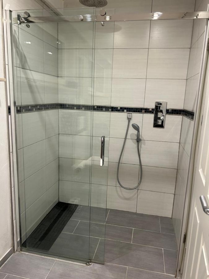 Ferienwohnung Lahntalblick ヴァイブルク エクステリア 写真